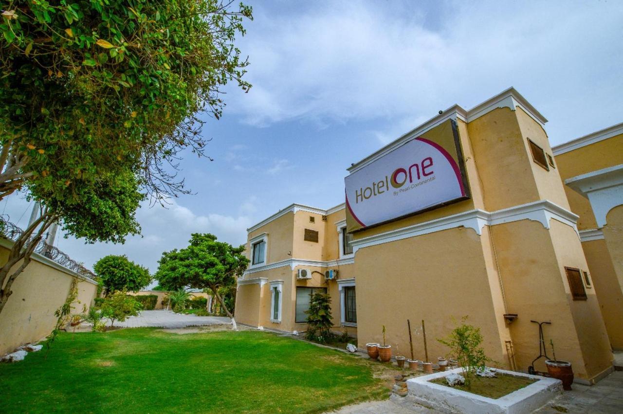 Hotel One Bahawalpur Exterior foto